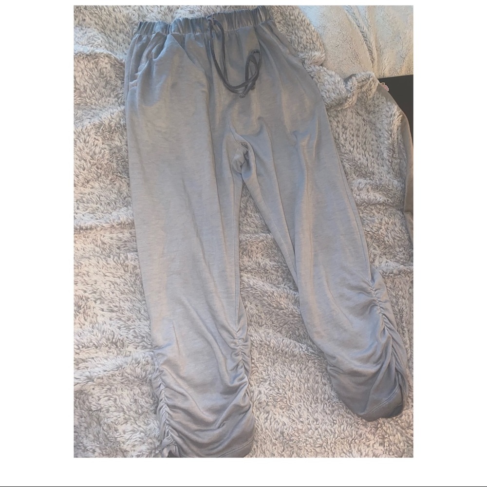 BP cropped joggers